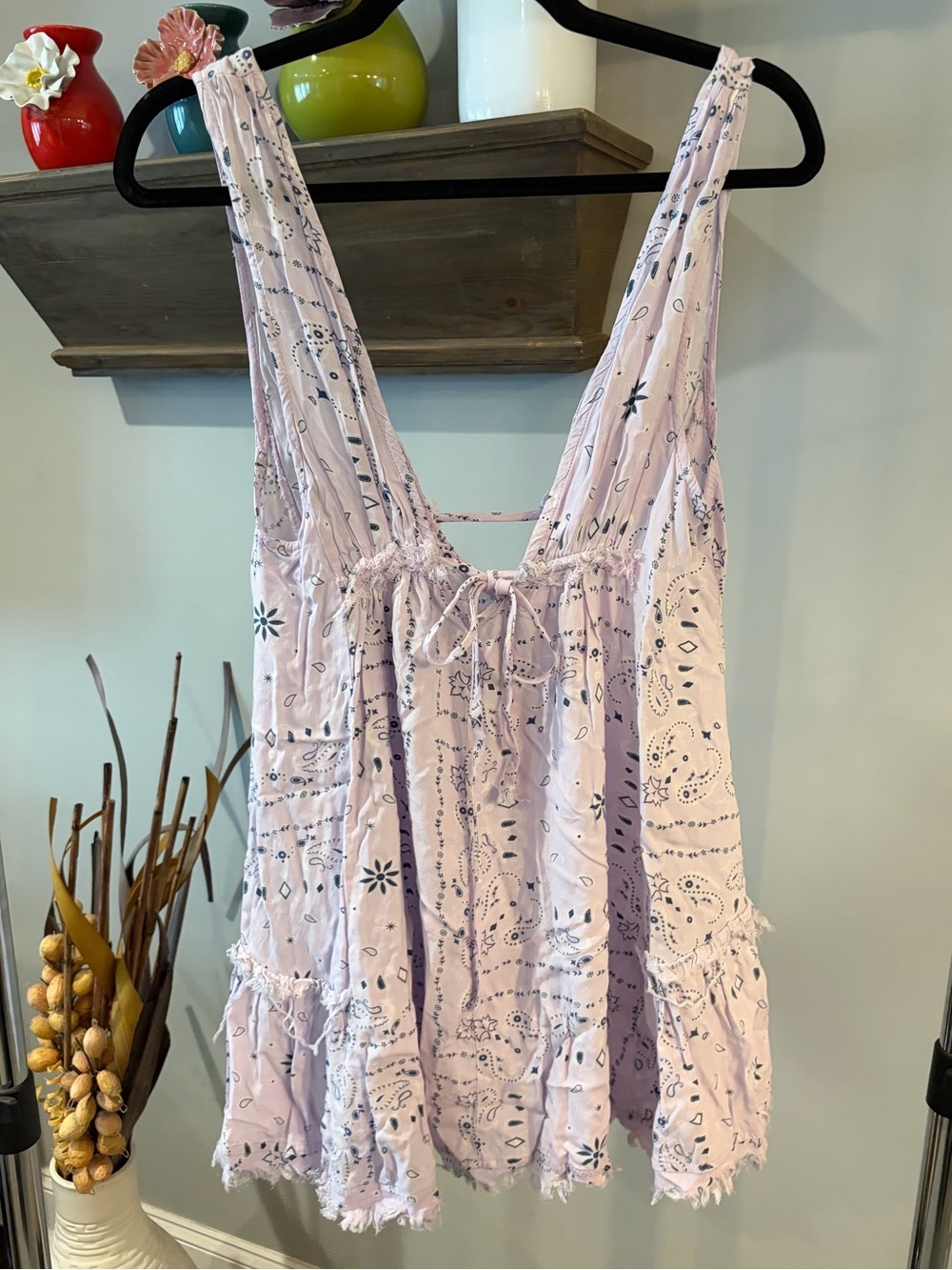 Ocean Drive Lavender Paisley Tie-Front Sleeveless Top or dress size small